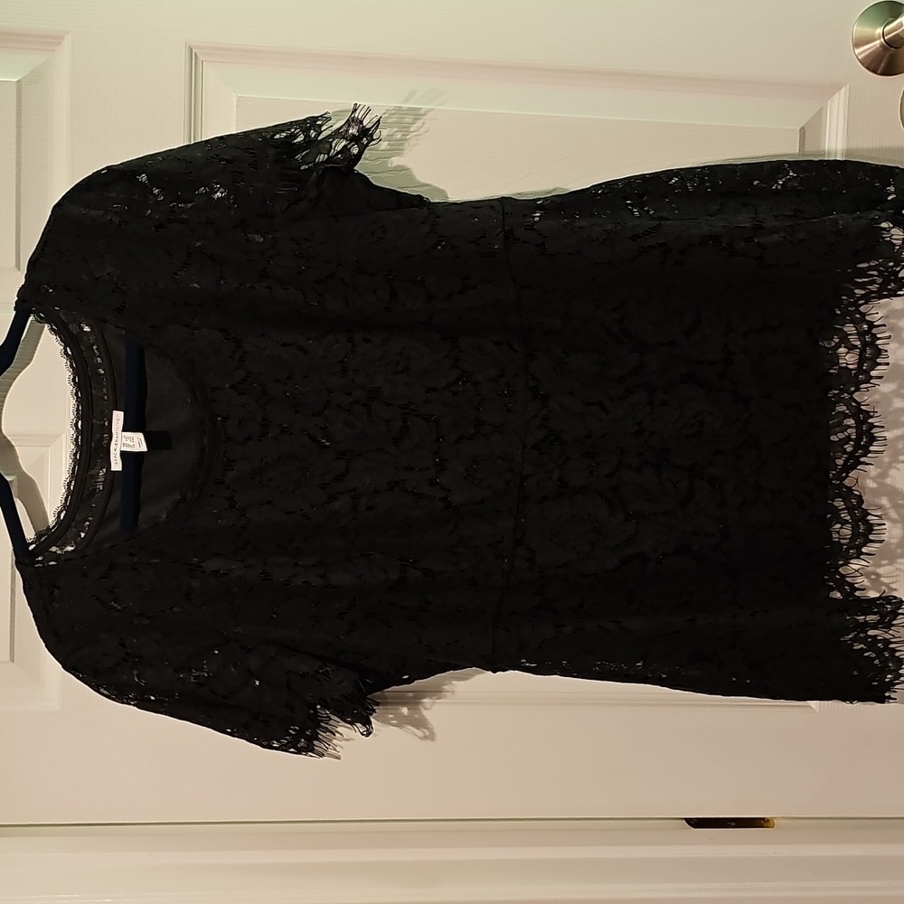 Isaac Mizrahi Black Lace Lined Blouse